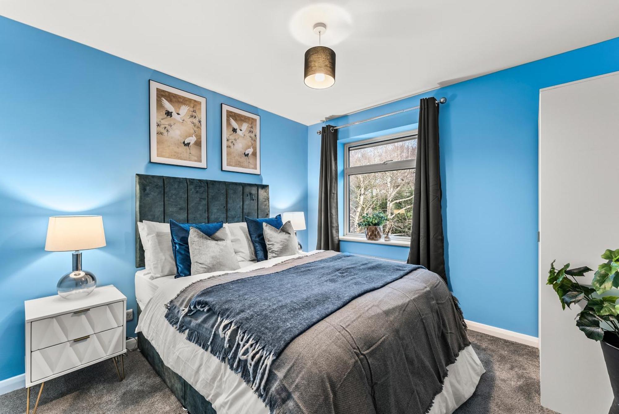 Elegant Retreat In Cheltenham - Garden & Parking Included מראה חיצוני תמונה