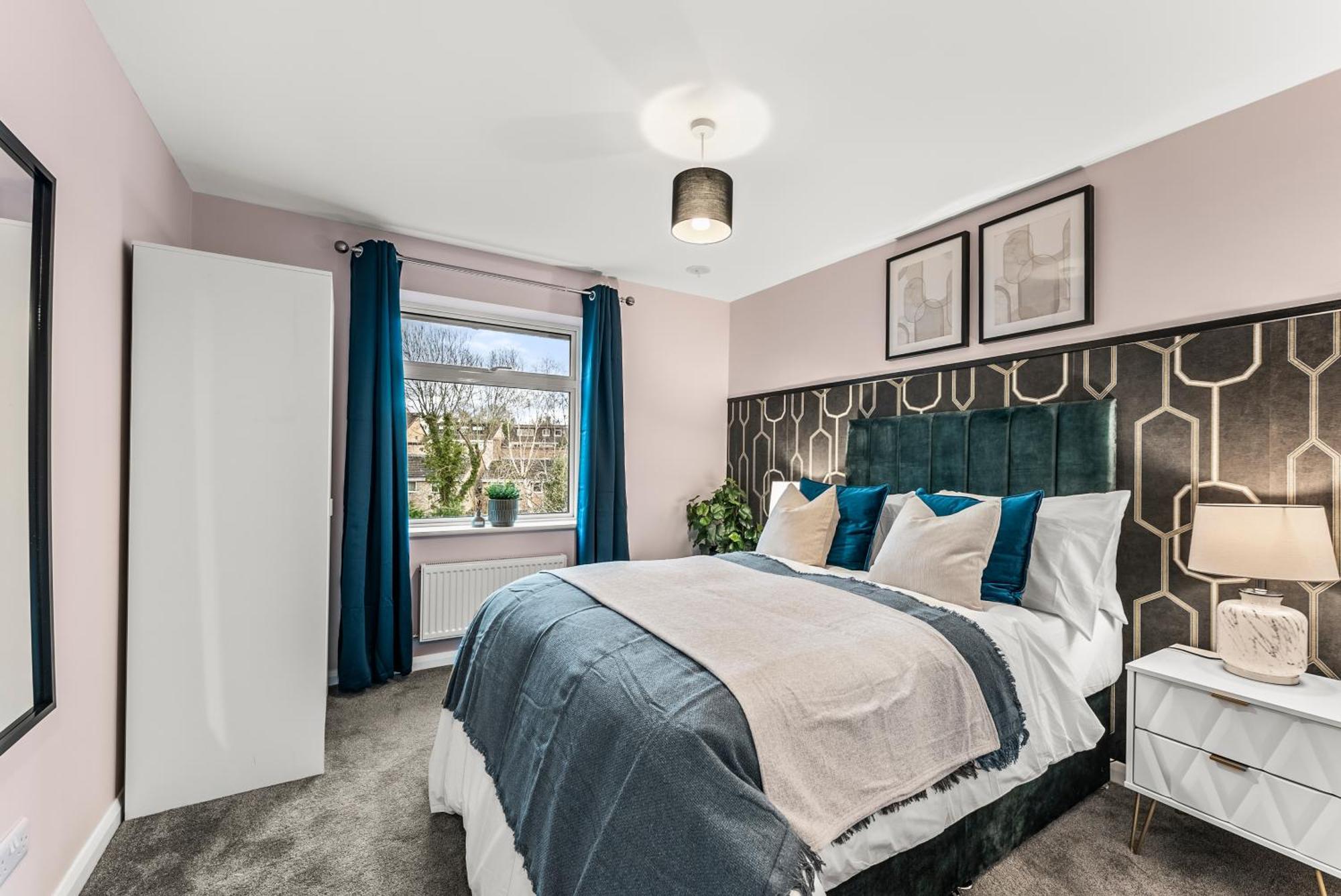 Elegant Retreat In Cheltenham - Garden & Parking Included מראה חיצוני תמונה